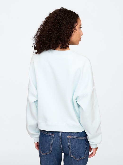 Image number 2 showing, Oversized Gap Logo Sweatshirt