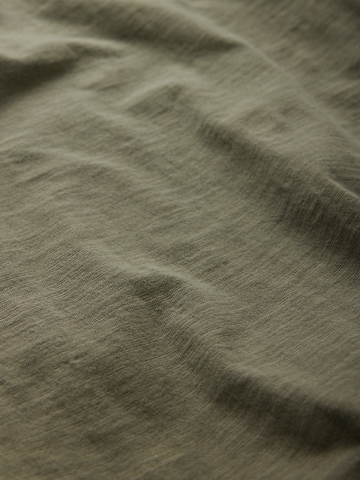 Image number 4 showing, Lived-In Curved Hem Crewneck T-Shirt