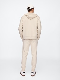 GapFit Performance Joggers