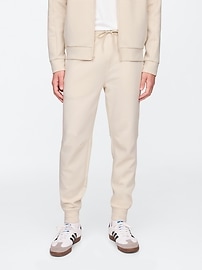 GapFit Performance Joggers