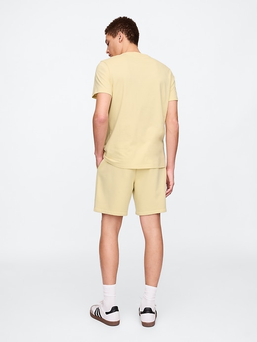 Image number 2 showing, Gap Logo Shorts