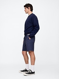 7" Essential Easy Shorts