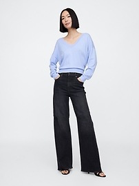 CashSoft Relaxed V-Neck Sweater