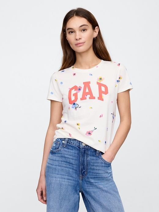 Image number 1 showing, Gap Logo T-Shirt