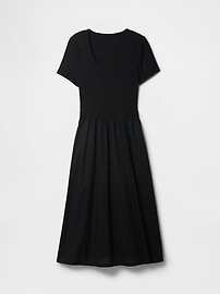 Scoopneck Midi Dress
