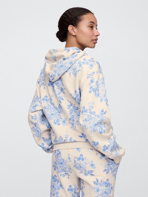 Image number 2 showing, Gap Logo Hoodie