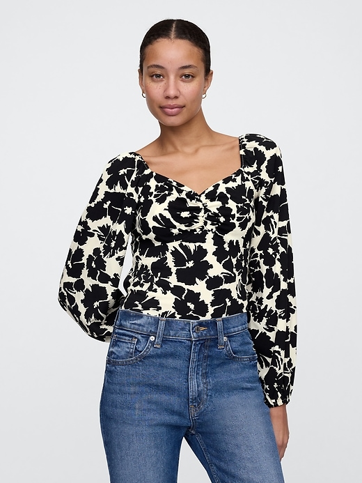Image number 1 showing, Satin Puff Sleeve Sweetheart Top