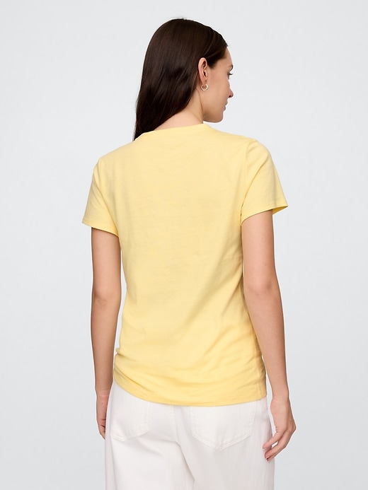 Image number 2 showing, Gap Logo T-Shirt