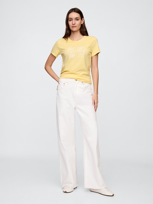 Image number 3 showing, Gap Logo T-Shirt