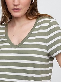 Favorite V-Neck Graphic T-Shirt