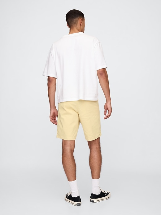 Image number 2 showing, 9" Essential Khaki Shorts