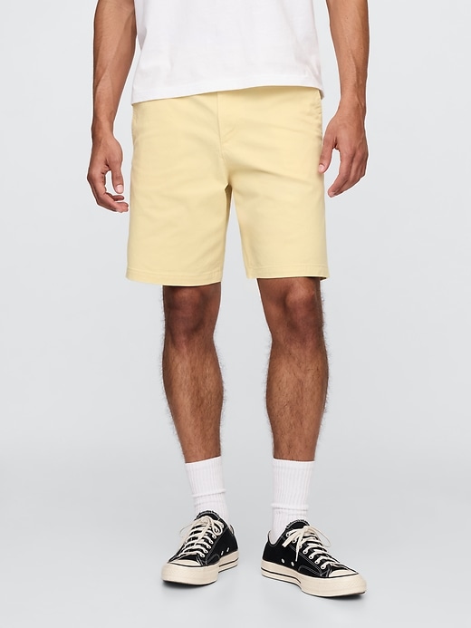 Image number 3 showing, 9" Essential Khaki Shorts