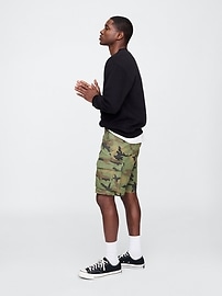 11" Essential Cargo Shorts