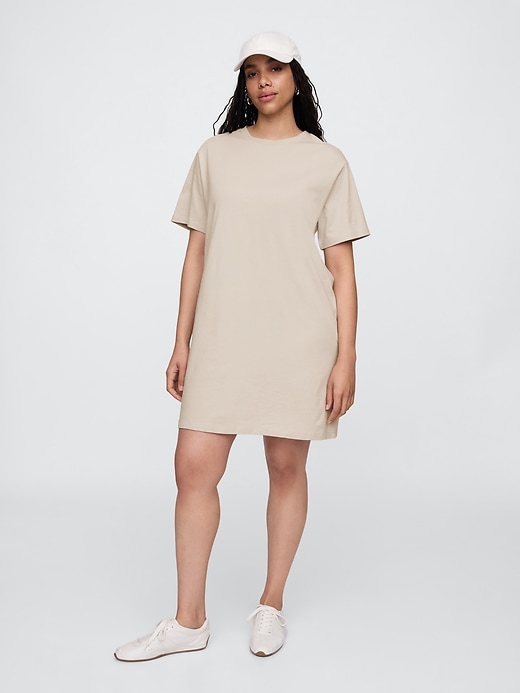 Image number 4 showing, Relaxed T-Shirt Dress