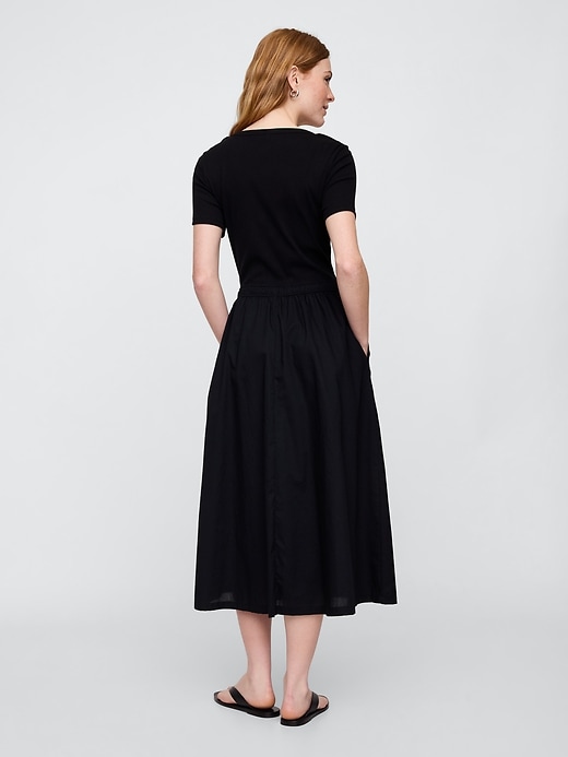 Image number 2 showing, Scoopneck Midi Dress