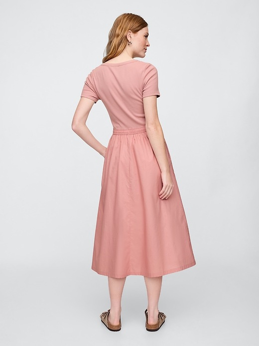 Scoopneck Midi Dress
