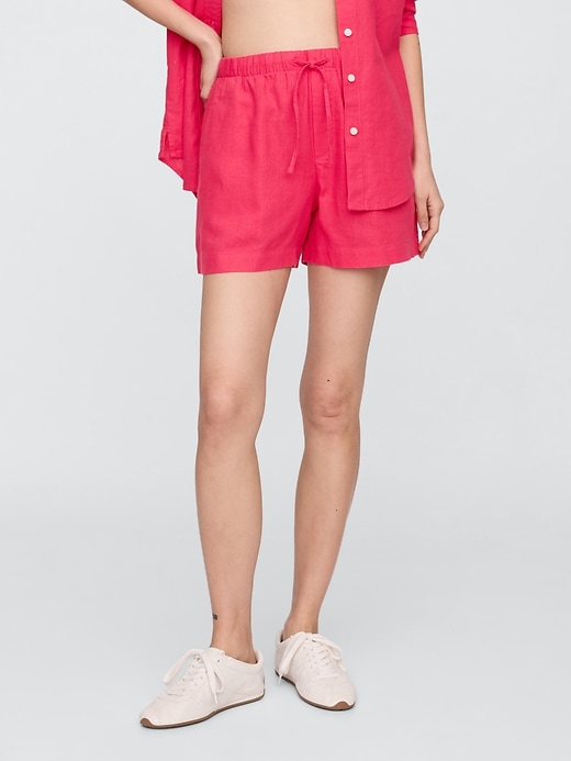 Image number 2 showing, 4" Mid Rise Pull-On Linen-Blend Shorts