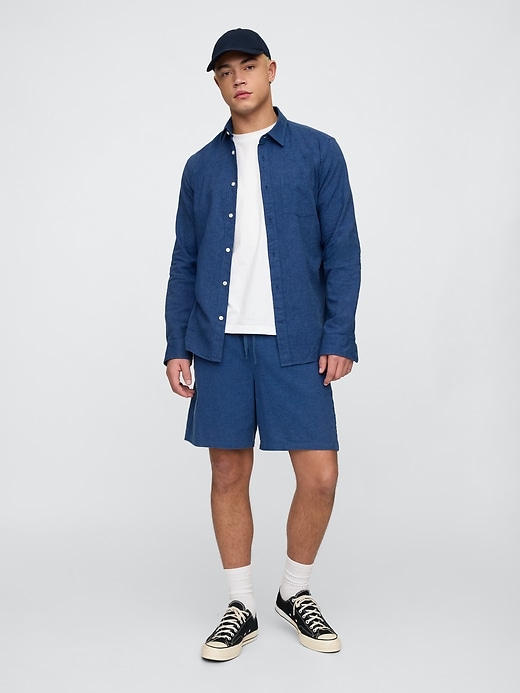 Image number 1 showing, 7" Linen-Blend Easy Shorts