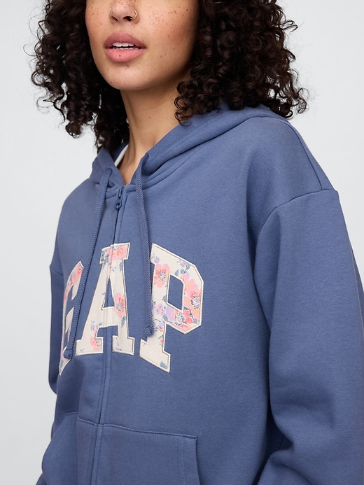 Image number 4 showing, Relaxed Gap Logo Zip Hoodie