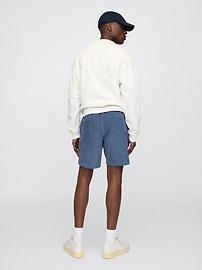 7" Corduroy Easy Shorts