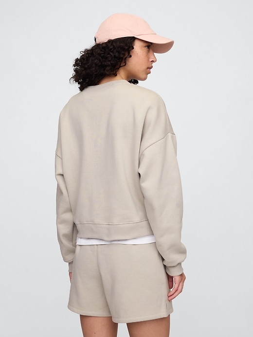 Image number 2 showing, Oversized Gap Logo Sweatshirt