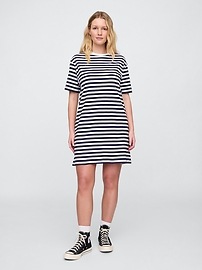 Relaxed T-Shirt Dress