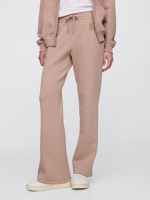 Image number 3 showing, Gap Logo Straight Sweatpants