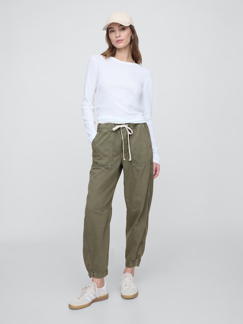 Mid Rise Pull-On Soft Barrel Jeans