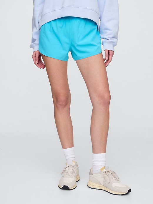 Image number 3 showing, GapFit 3" Mid Rise Runaround Shorts