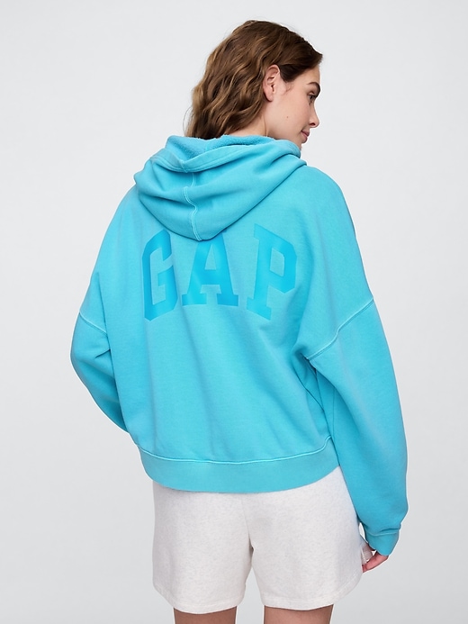 Image number 2 showing, Relaxed Gap Mini-Logo Cropped Hoodie