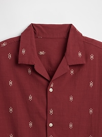 Vacay Shirt in Standard Fit