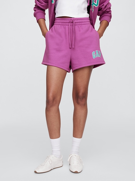 Image number 3 showing, Gap Logo Shorts