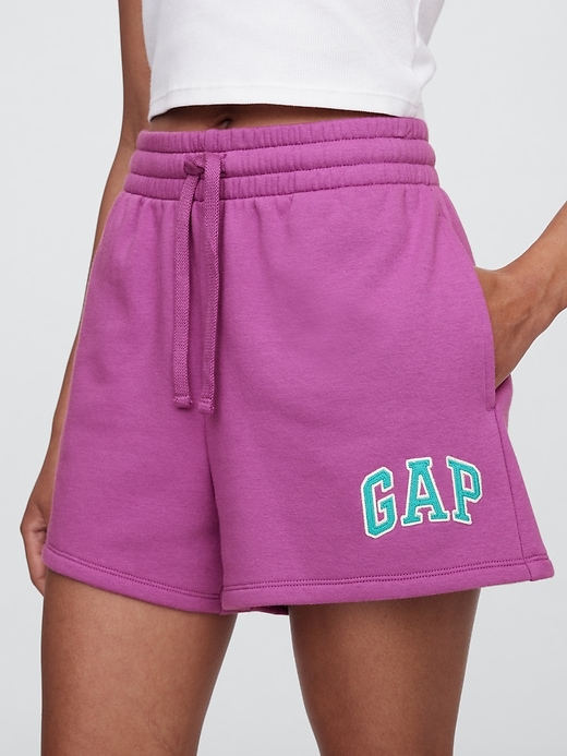 Image number 4 showing, Gap Logo Shorts