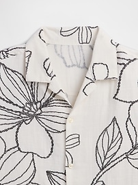 Gauze Vacay Shirt in Standard Fit