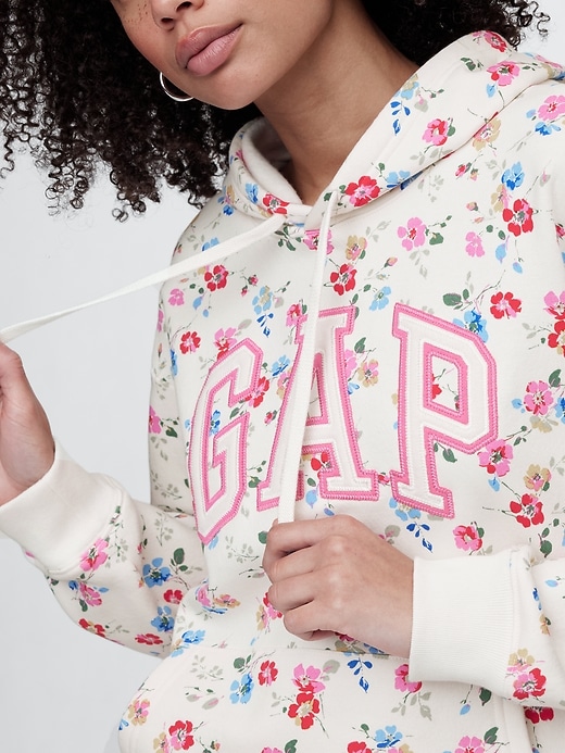 Image number 4 showing, Gap Logo Hoodie