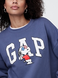 Peanuts Oversized Gap Logo Sweatshirt