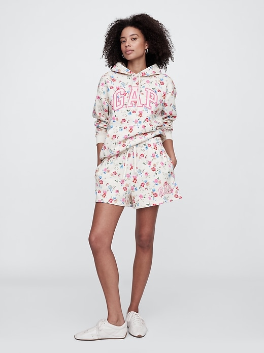 Image number 1 showing, Gap Logo Shorts