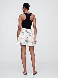 4" Mid Rise Pull-On Linen-Blend Shorts