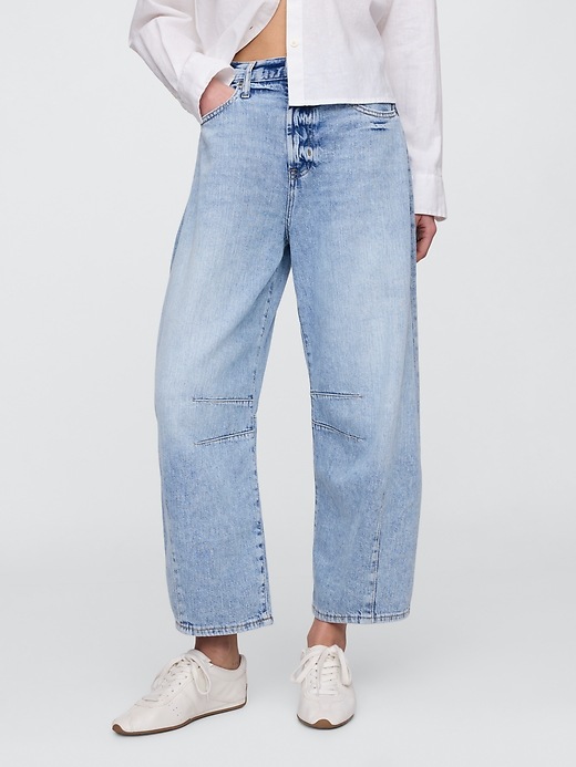 Mid Rise Horseshoe Crop Jeans