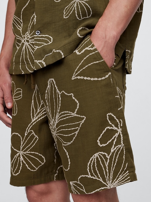 Image number 5 showing, 7" Gauze Easy Shorts
