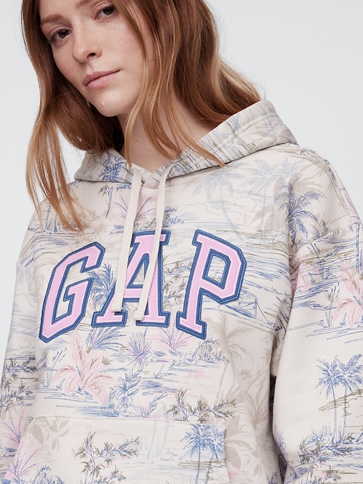 Image number 4 showing, Gap Logo Hoodie