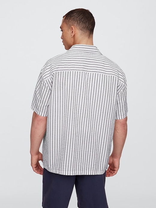 Image number 2 showing, Seersucker Shirt in Boxy Fit