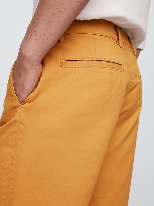 Image number 5 showing, 9" Essential Khaki Shorts