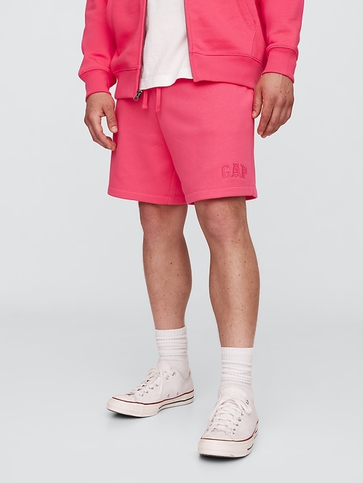 Image number 3 showing, Gap Logo Shorts
