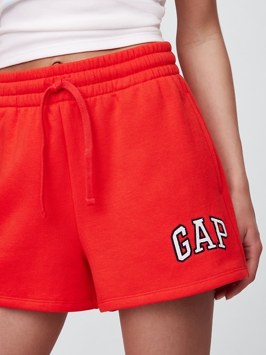 Image number 4 showing, Gap Logo Shorts