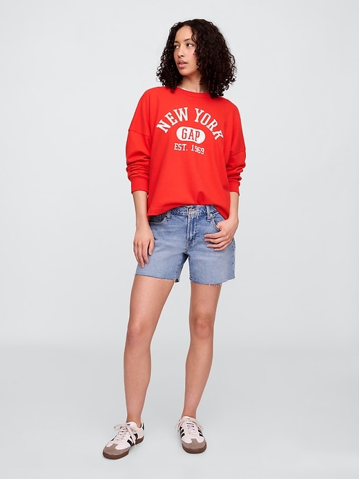 Image number 3 showing, Oversized Gap Graphic Sweatshirt