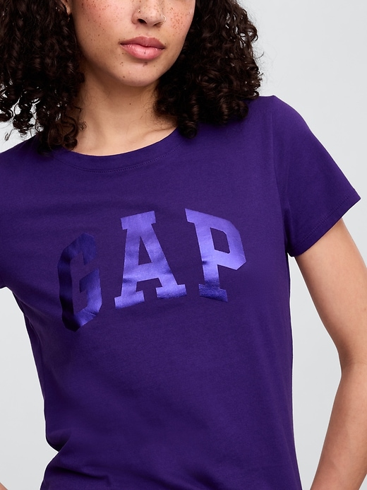 Image number 4 showing, Gap Logo T-Shirt
