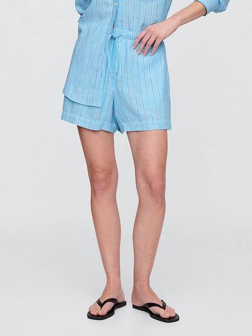 Image number 2 showing, 4" Mid Rise Pull-On Linen-Blend Shorts