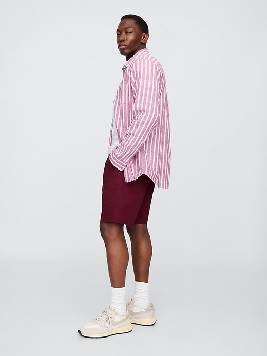 Image number 4 showing, 9" Essential Khaki Shorts