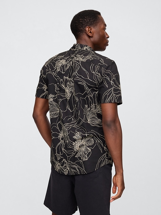 Image number 2 showing, Stretch Poplin Shirt in Standard Fit